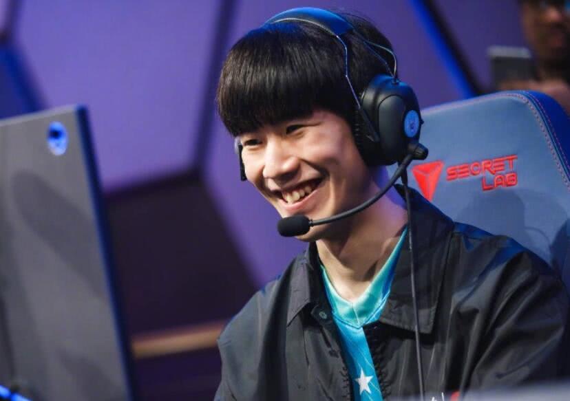 FPX官方：打野选手Clid断开连接